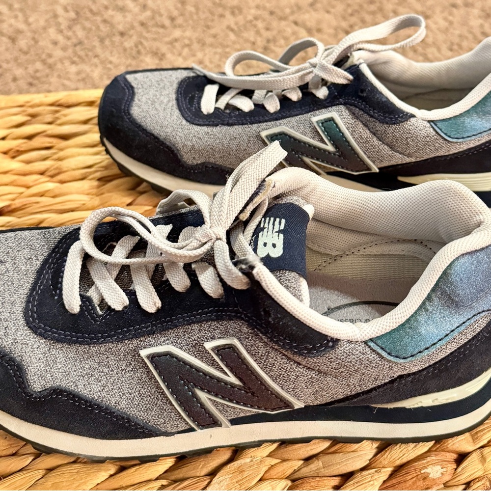 New Balance 515 White and Navy Sneakers